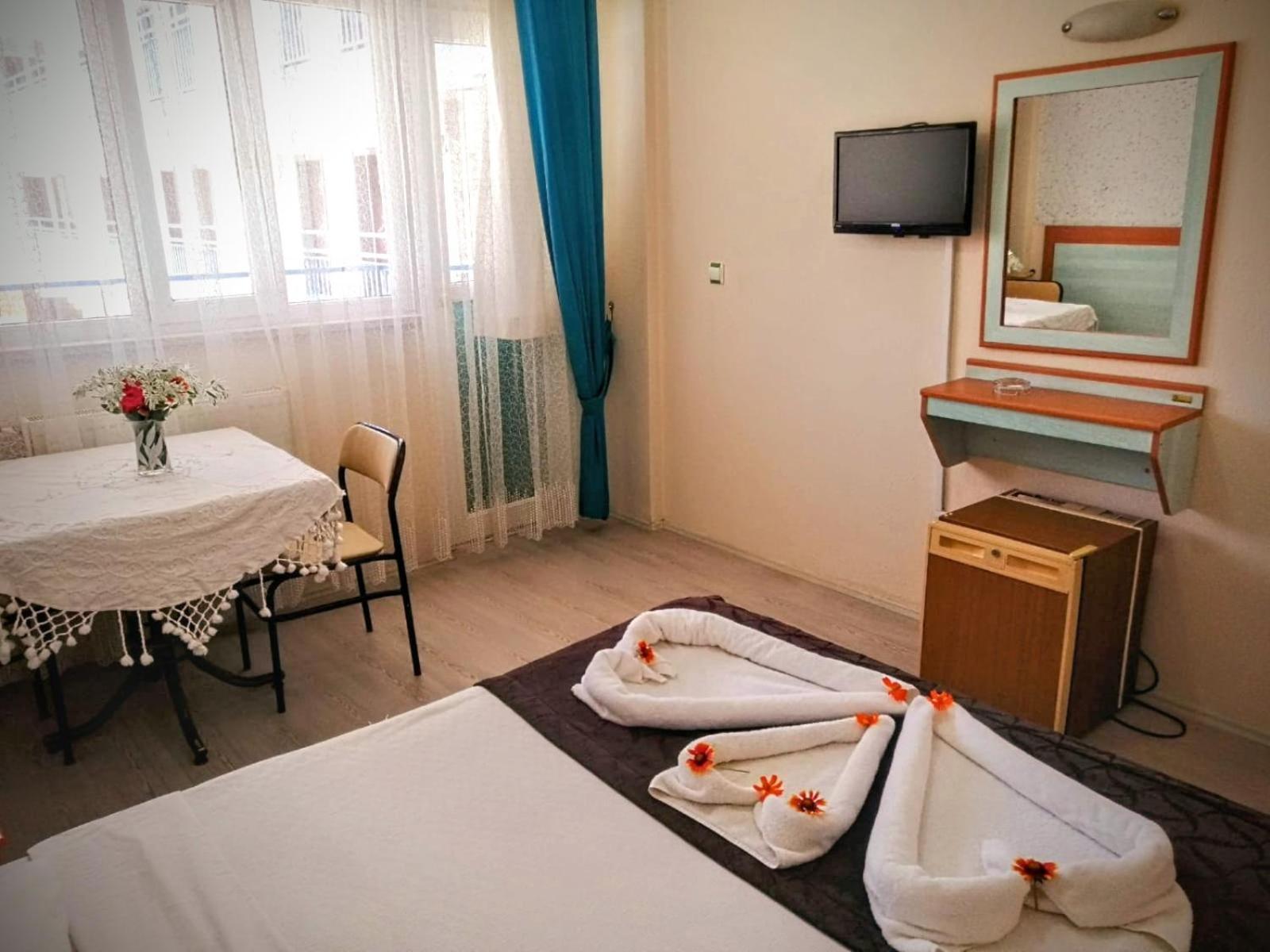 Uyum Hotel 3*