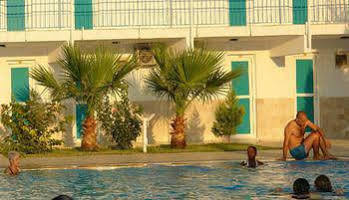 Hotel Uyum 3*